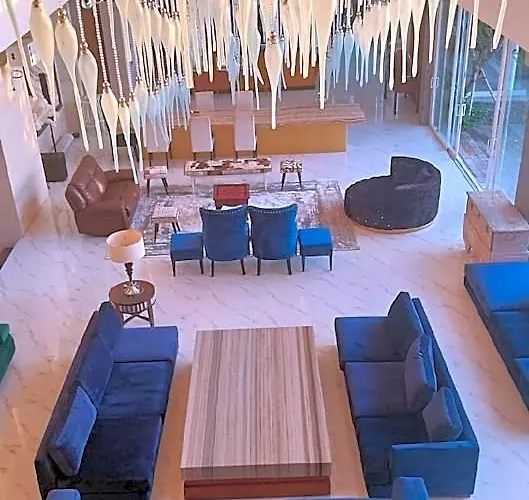 ホテル Athaya Mansion 5*